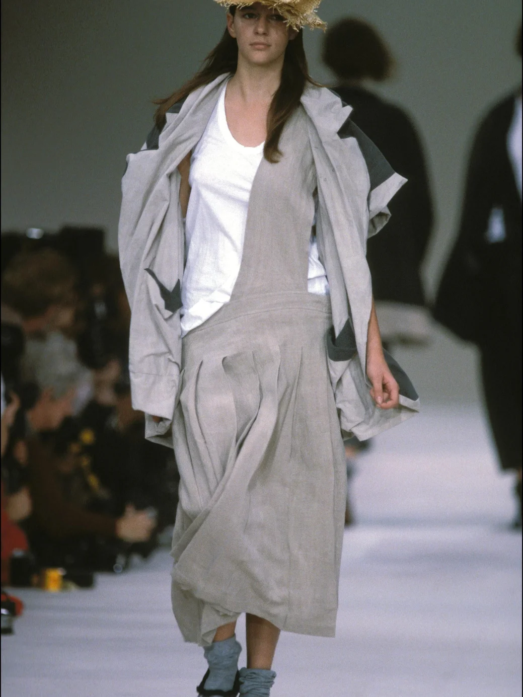 Comme des Garçons, весна-лето 1994