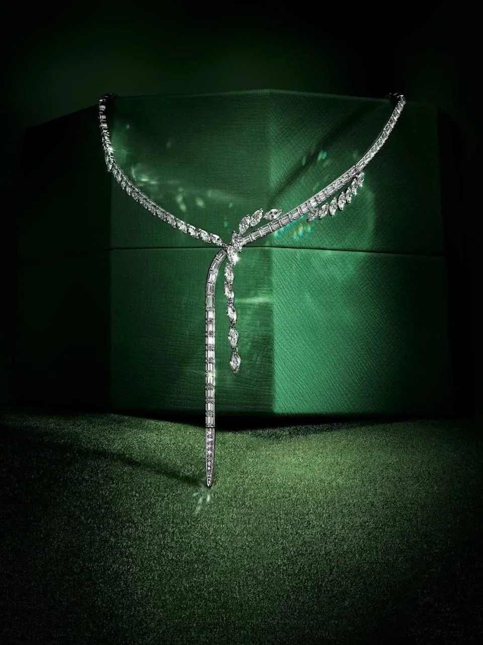 Swarovski, сваровски, ариана гранде, Joy, праздничная коллекция, Кристиан Бреслауэр, мюзиклы, Джованна Энгельберт