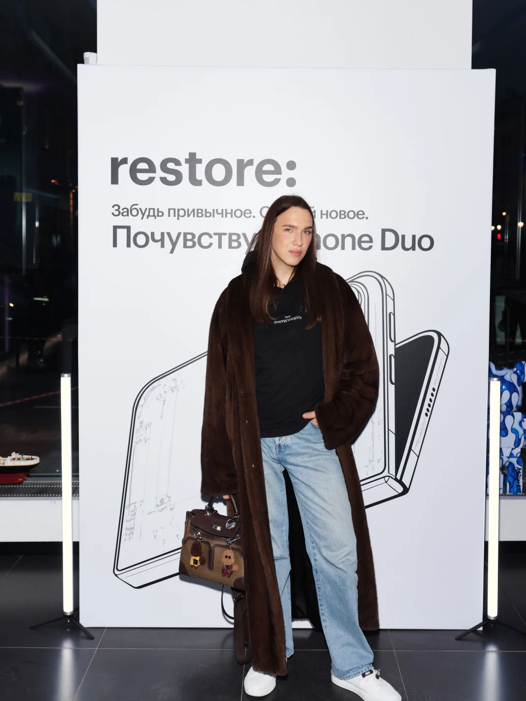 restore:, рестор, iPhone Duo, айфон дуо, складной айфон, новые айфоны, Елизавета Базыкина, Рузиль Миникаев, Алексей Жидковский, Карина Нигай, Сергей Сухов