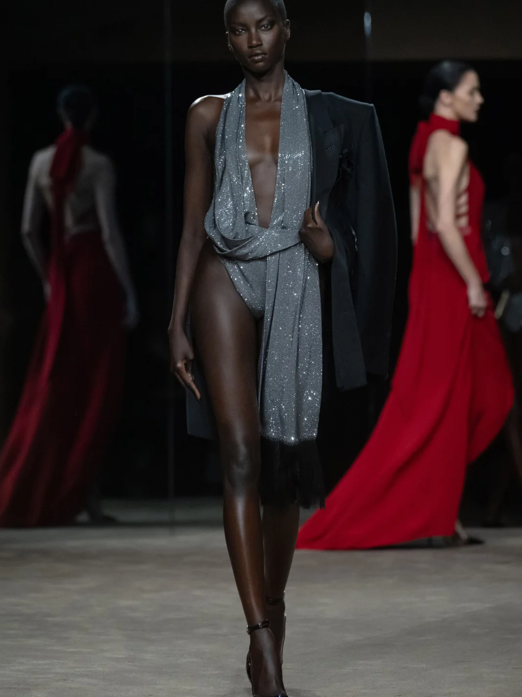 Tom Ford, Том Форд, Неделя моды в Париже, модный показ, весна-лето 2027, ss27, новая коллекция, тренды, Хайдер Аккерман