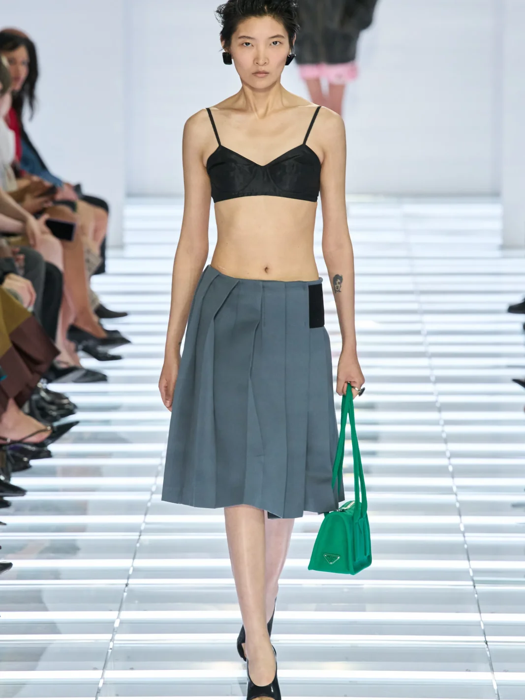 Prada, сезон весна-лето 2027