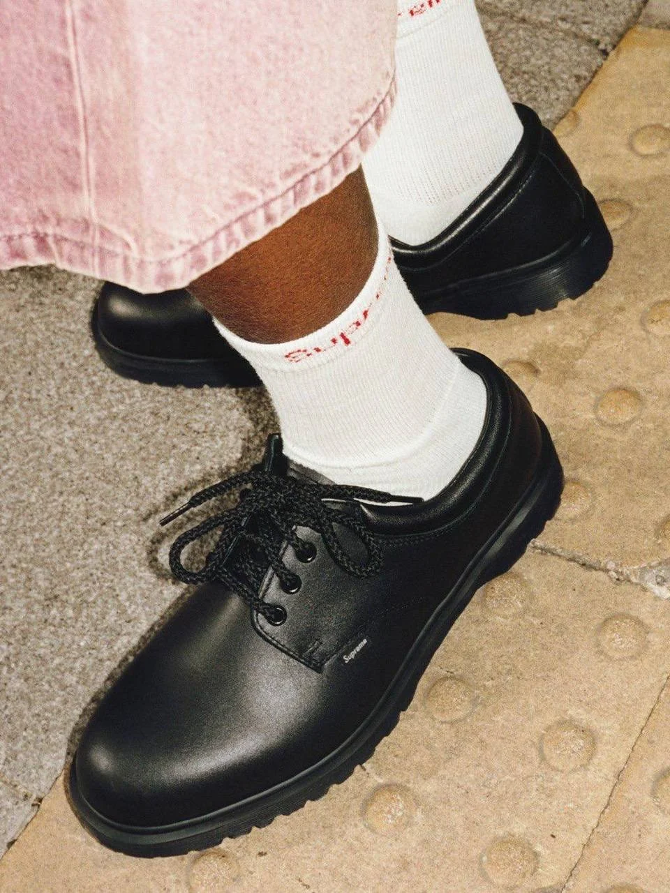 Supreme, Dr. Martens, суприм, др мартинс, мартинсы, суприм ботинки, суприм кроссовки, суприм и мартинс коллаборация