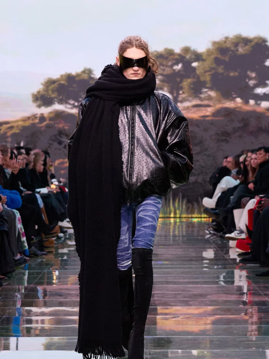 Balenciaga осень-зима 2024