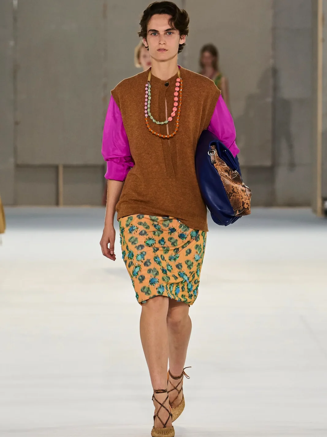 показ Dries Van Noten, весна-лето 2027