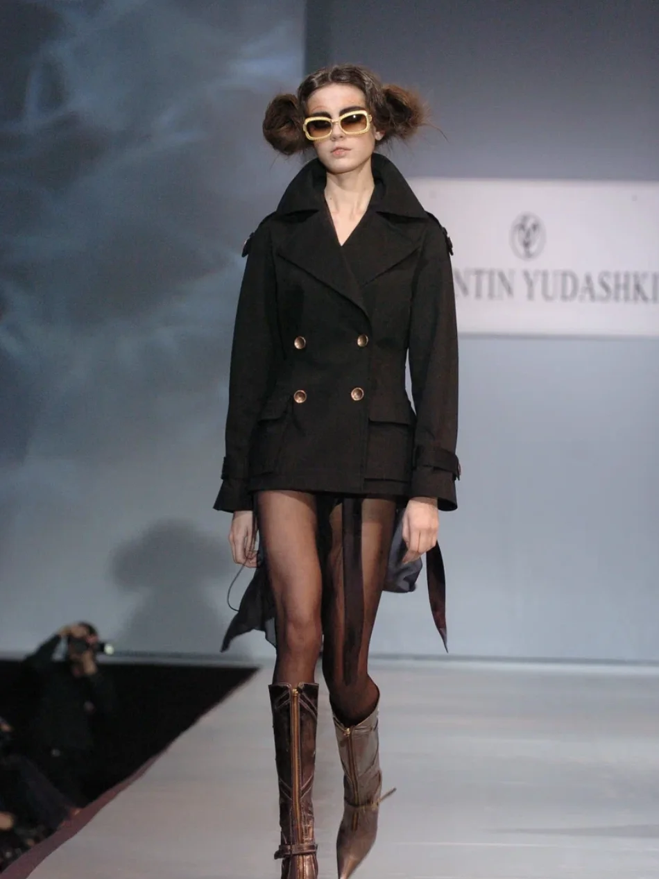 Valentin Yudashkin, prêt-à-porter 2004