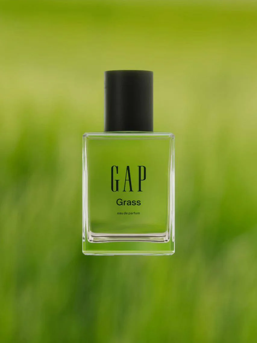 Gap, Gap духи, Gap парфюм, гэп духи, Виктория Педретти, сериал ты, сериал Призрак дома на холме