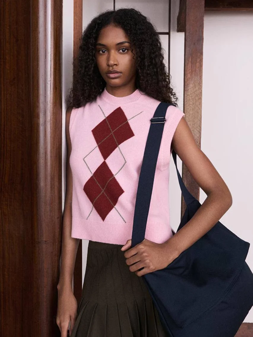 JW Anderson, Uniqlo, коллаборация, осень-зима 2026, юникло, Джонатан Андерсон, осенняя коллекция, тренды осень 2026