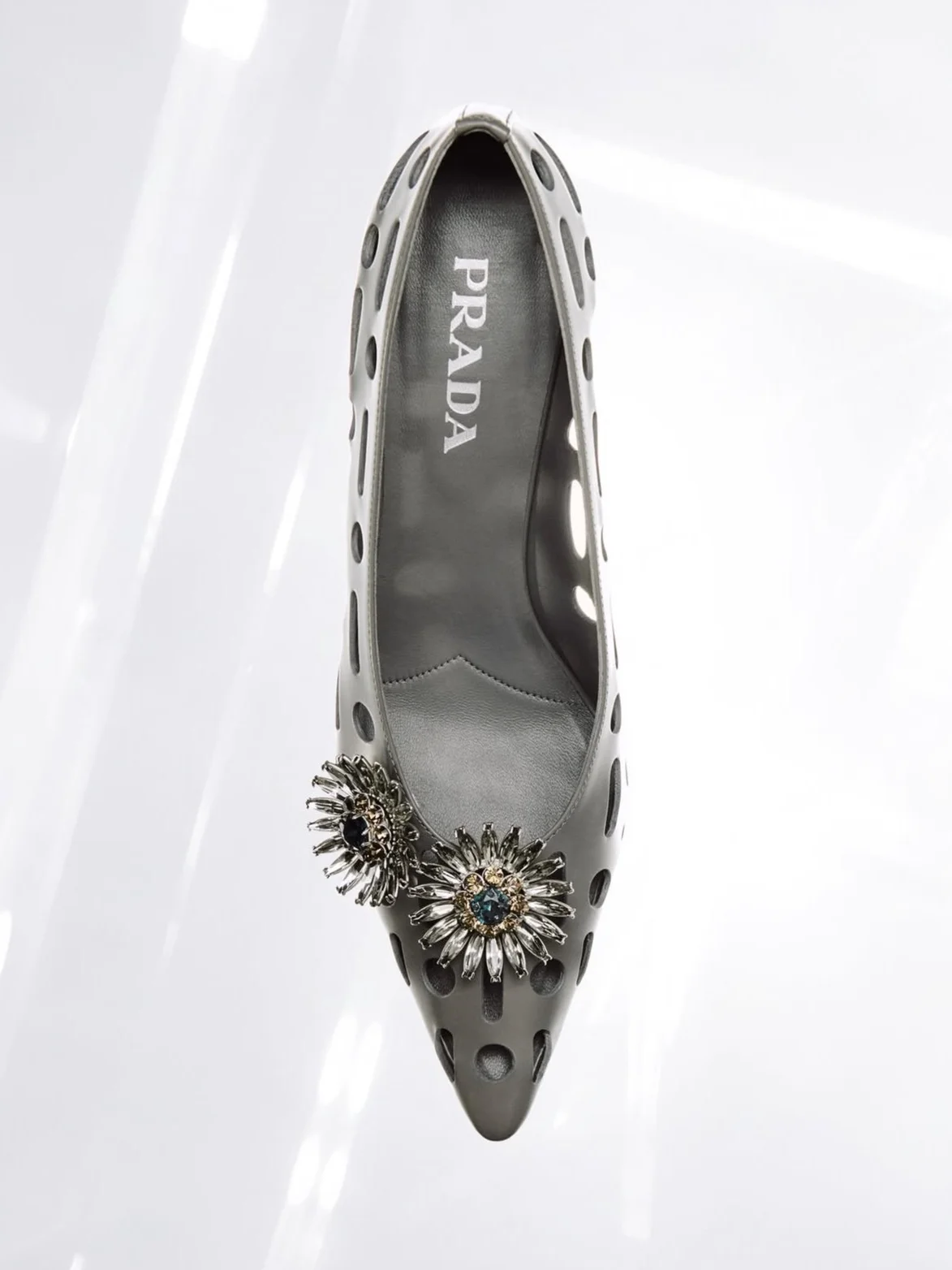 показ Prada
