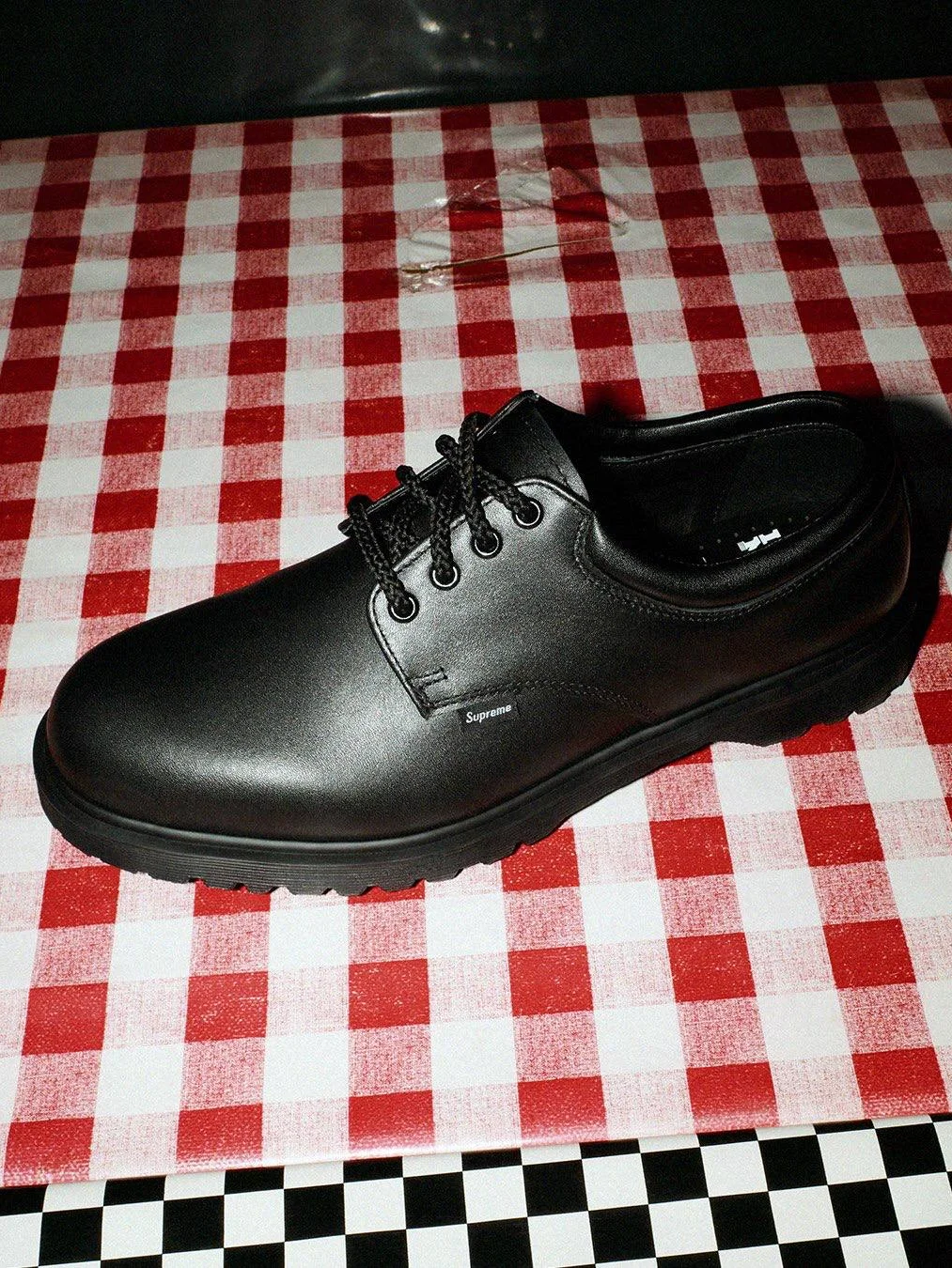 Supreme, Dr. Martens, суприм, др мартинс, мартинсы, суприм ботинки, суприм кроссовки, суприм и мартинс коллаборация