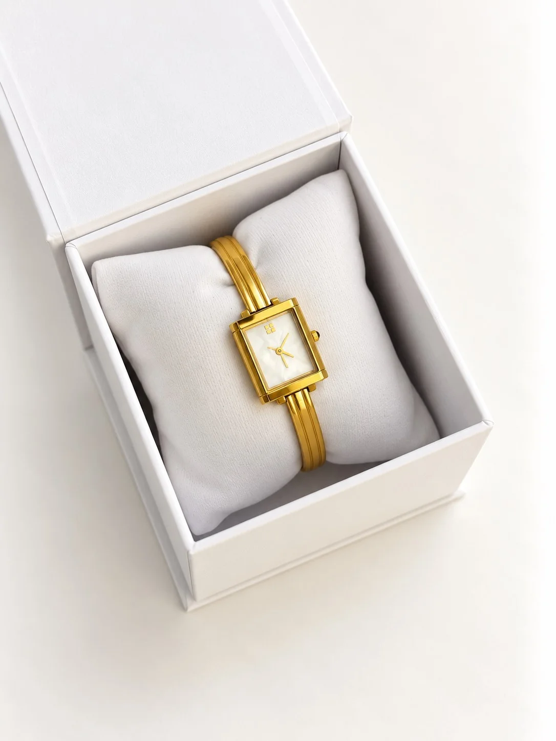 Часы Yves Saint Laurent купить