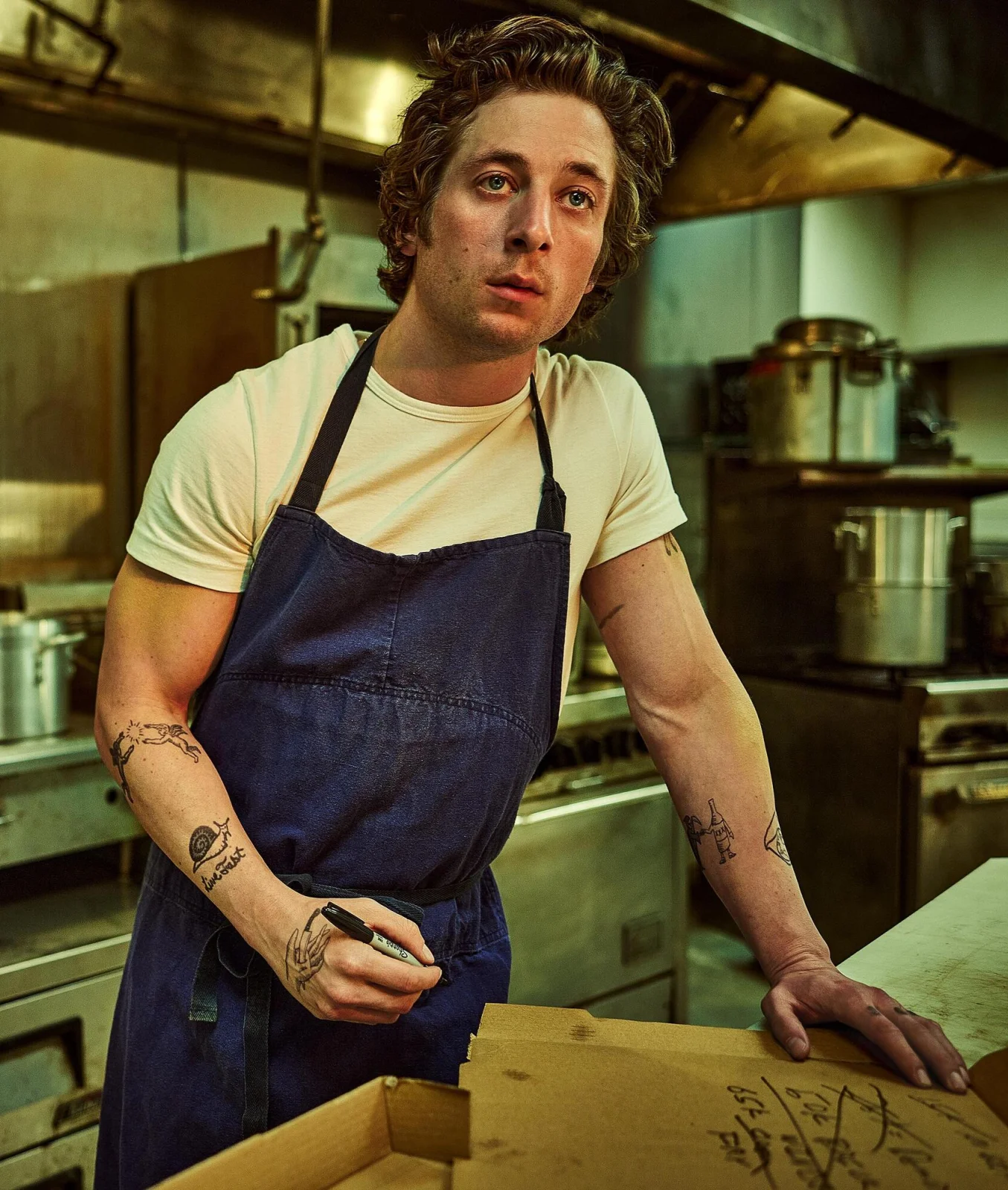 От «Медведя» до «Тонкого вкуса»: 16 фильмов, сериалов и шоу для тех, кто любит еду