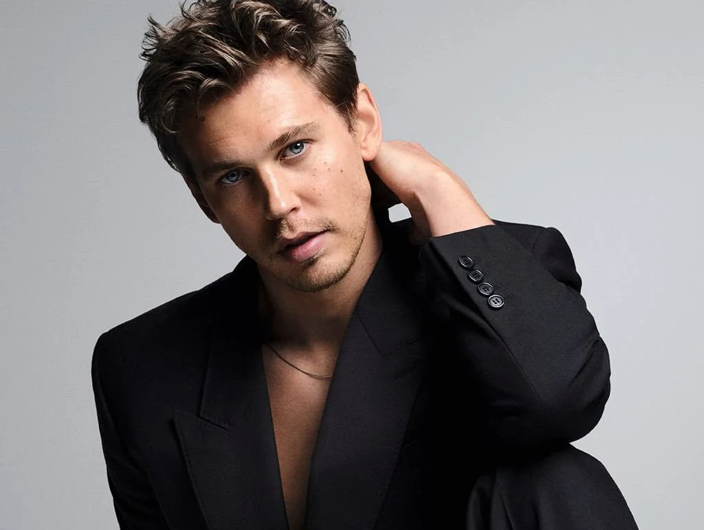 Бергамот и древесина: Остин Батлер стал лицом нового парфюма YSL Beauty