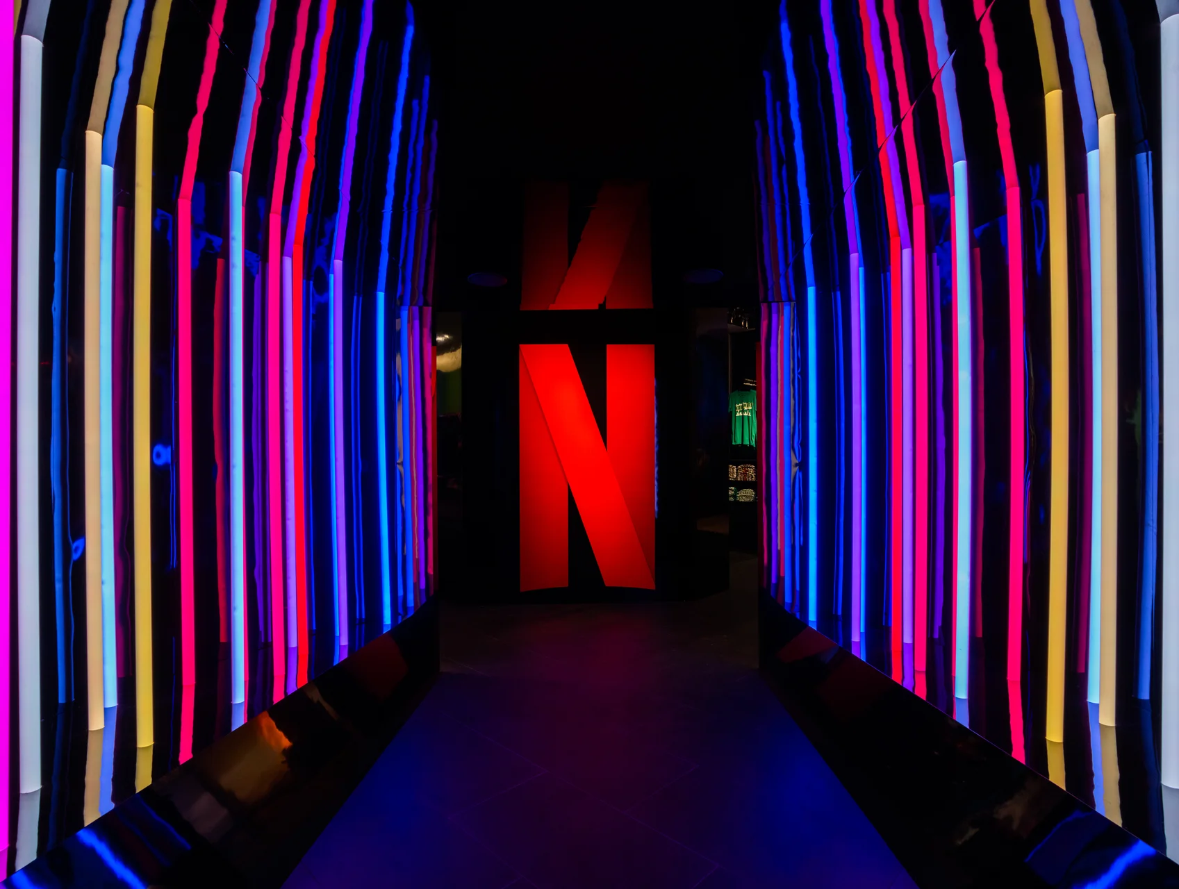 В фокусе медиа: против Netflix подали иск за кражу фильма