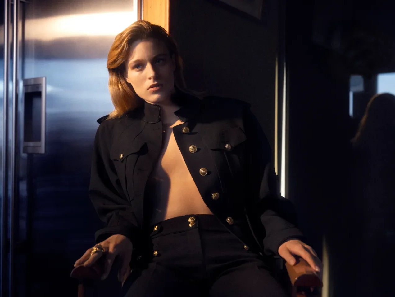 Каким получился кампейн первой коллекции Антонина Трона для Balmain