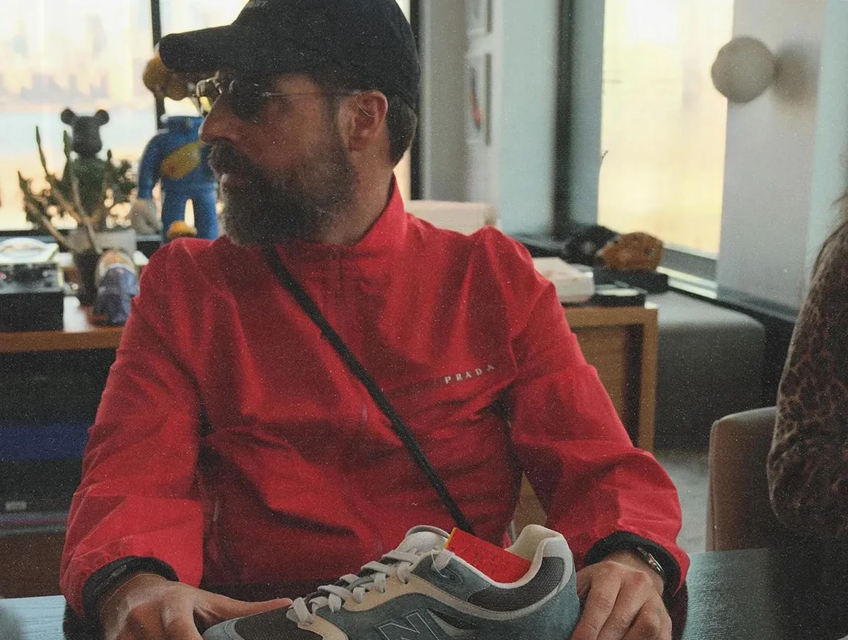 New Balance выпустит кроссовки авторства основателья Kith Ронни Файга
