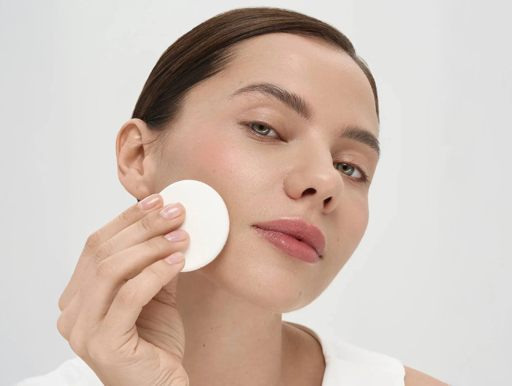 У Kristall Minerals появились рефилы для тональной основы Skin Barrier