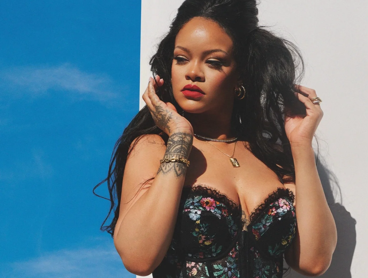 Новая эра бренда Рианны: каким вышел осенний дроп Savage X Fenty