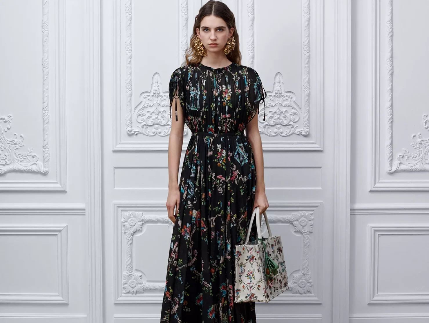 Ода французской живописи 40-х годов: рассматриваем новую коллекцию Dior Riviera